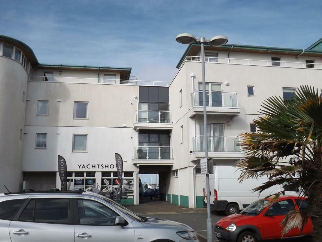 Appartement Ynys Lawd, Holyhead Marina Extérieur photo
