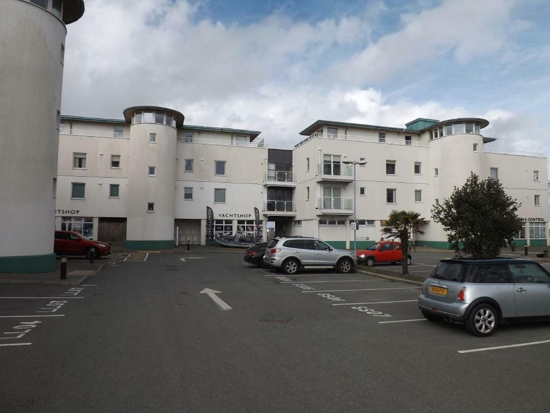 Appartement Ynys Lawd, Holyhead Marina Extérieur photo